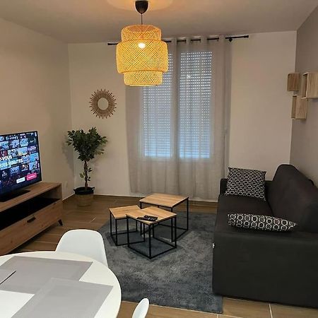 Le 102 De La Gare: Appartement Neuf Et Climatise Châlons-en-Champagne Esterno foto