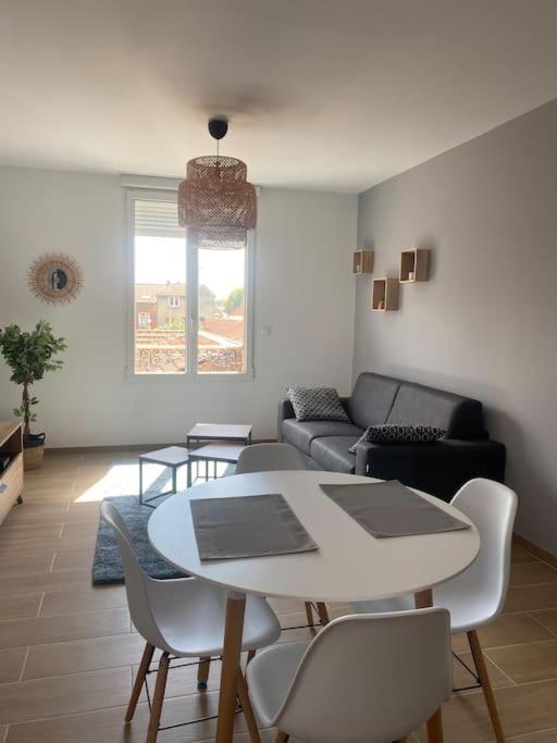 Le 102 De La Gare: Appartement Neuf Et Climatise Châlons-en-Champagne Esterno foto